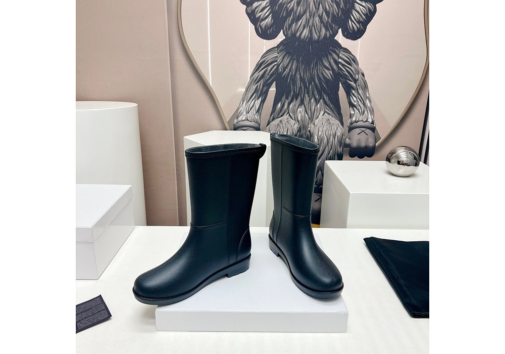 신발 모델 착용 이미지-S1L7